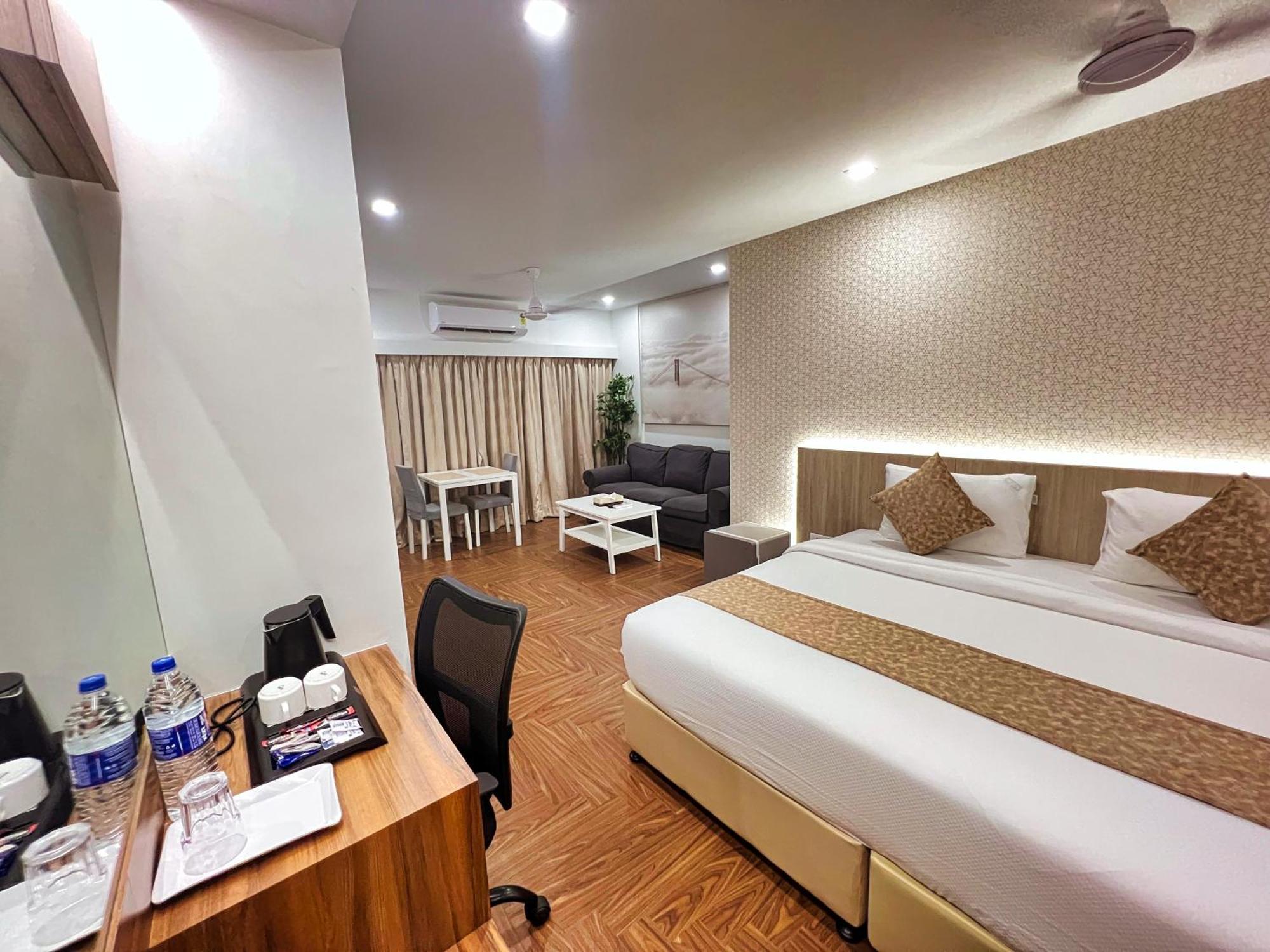 White House By Maxxvalue Service Apartments Bandra Mumbai Bagian luar foto