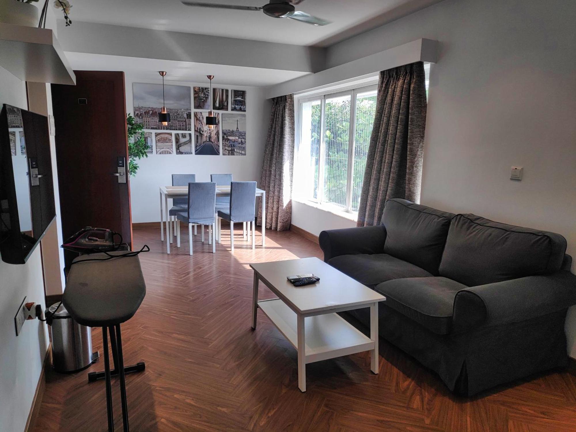 White House By Maxxvalue Service Apartments Bandra Mumbai Bagian luar foto