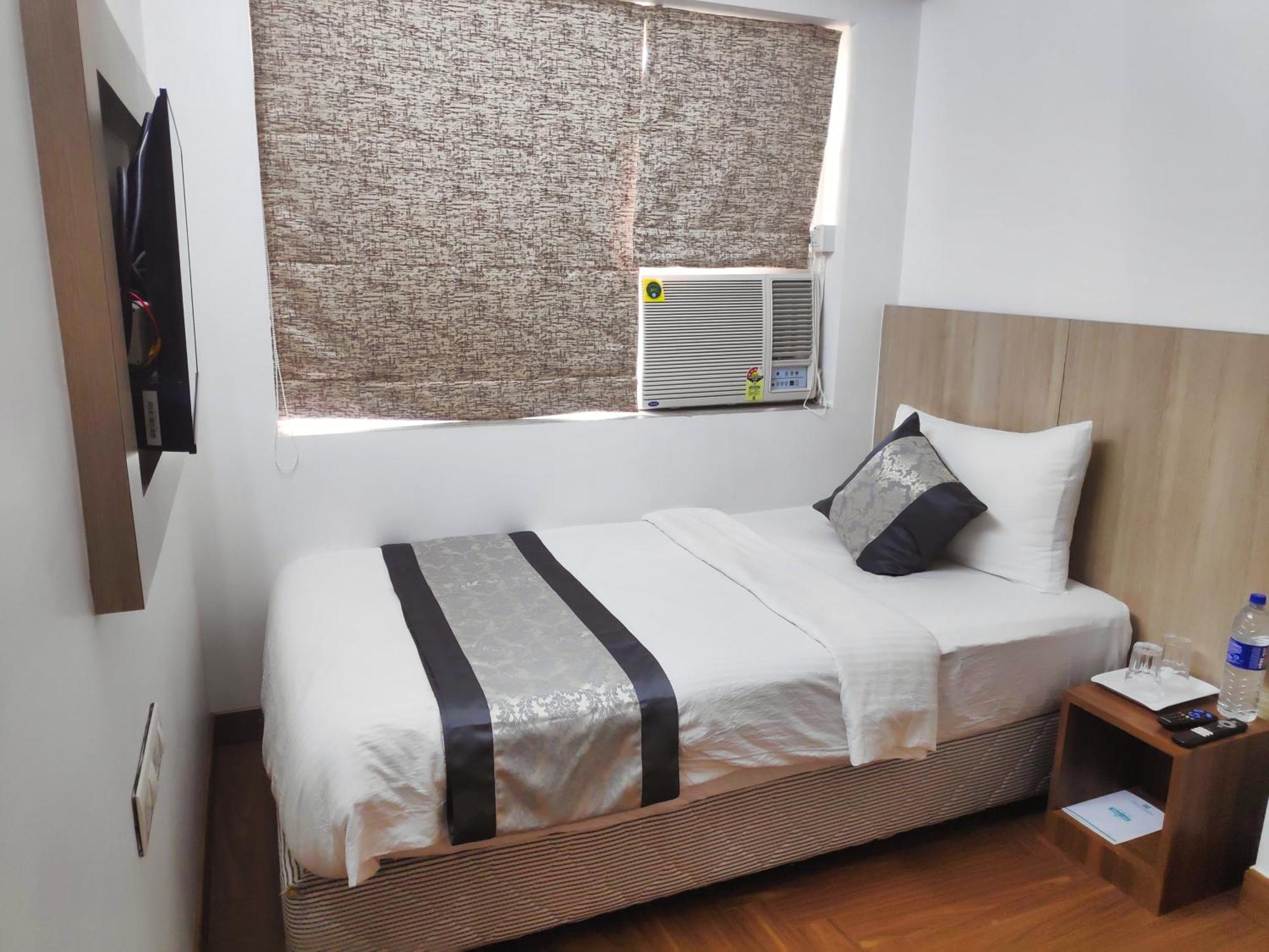 White House By Maxxvalue Service Apartments Bandra Mumbai Bagian luar foto